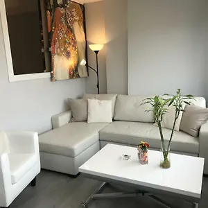  Apartment Isabel Manoja