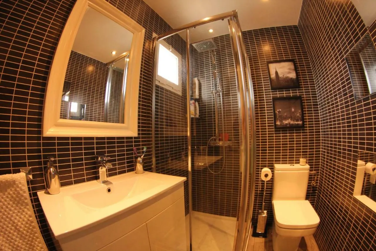 Lovely Studio New York Design Torremolinos Apartment