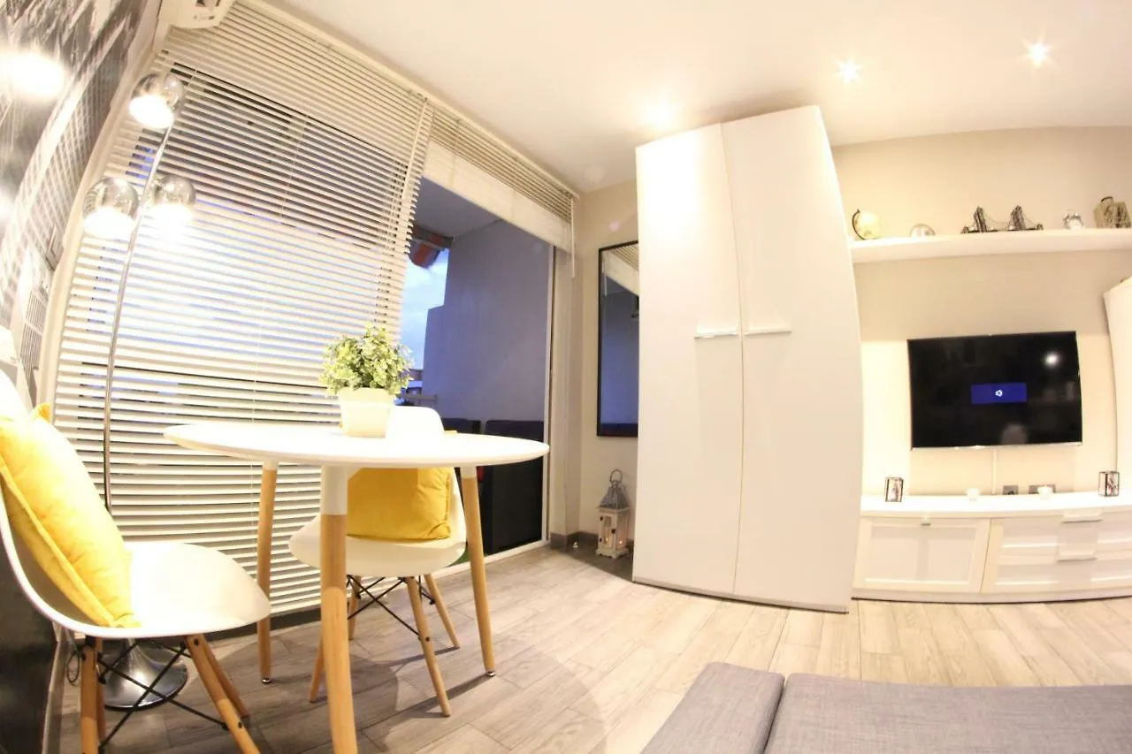 Lovely Studio New York Design Torremolinos Apartment